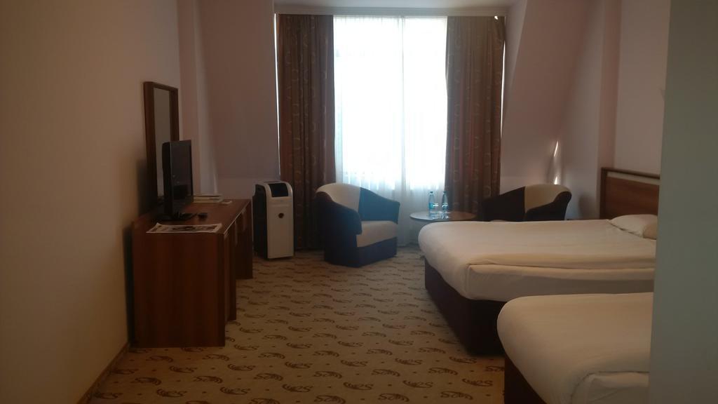 River Side Hotel Mingəçevir Zimmer foto